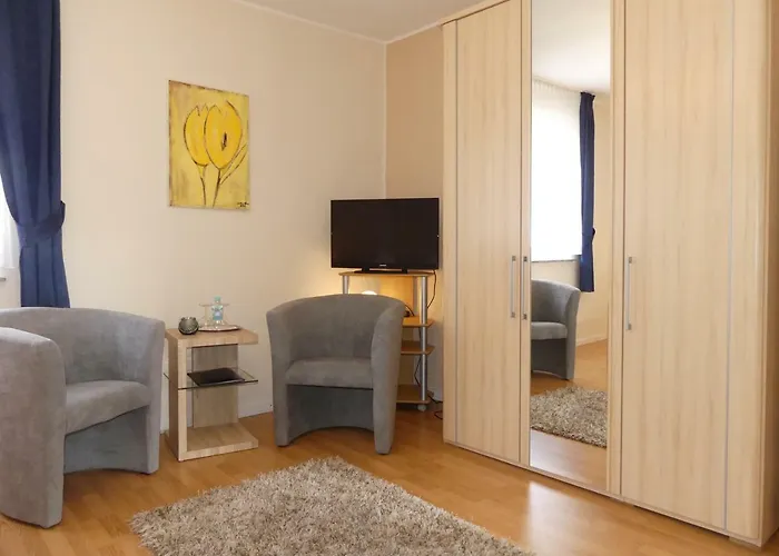 בית אירוח Weingut & Gaestehaus Edwin Hoffmann *